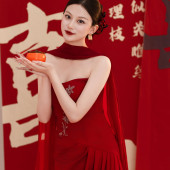 黄先生&余女士