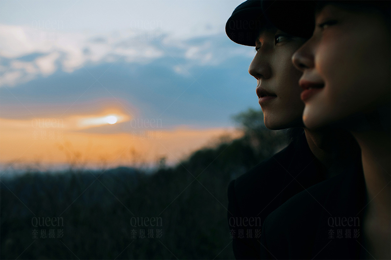 夜幕下的抒情诗