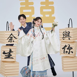 莫先生&李女士