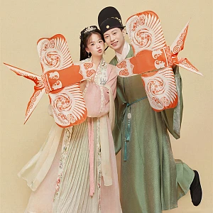 莫先生&李女士