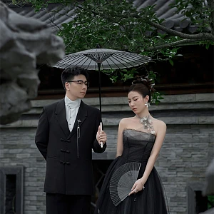 庞先生&戴女士