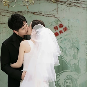 陈先生&许小姐