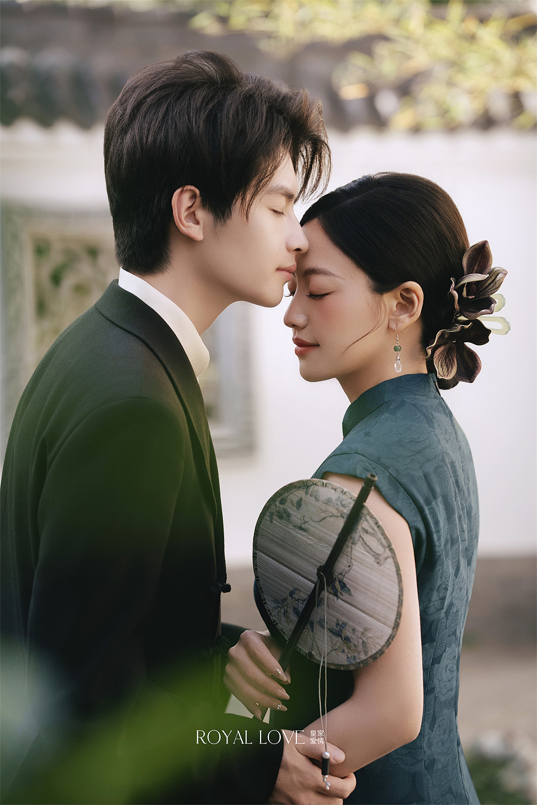 周先生&岳小姐