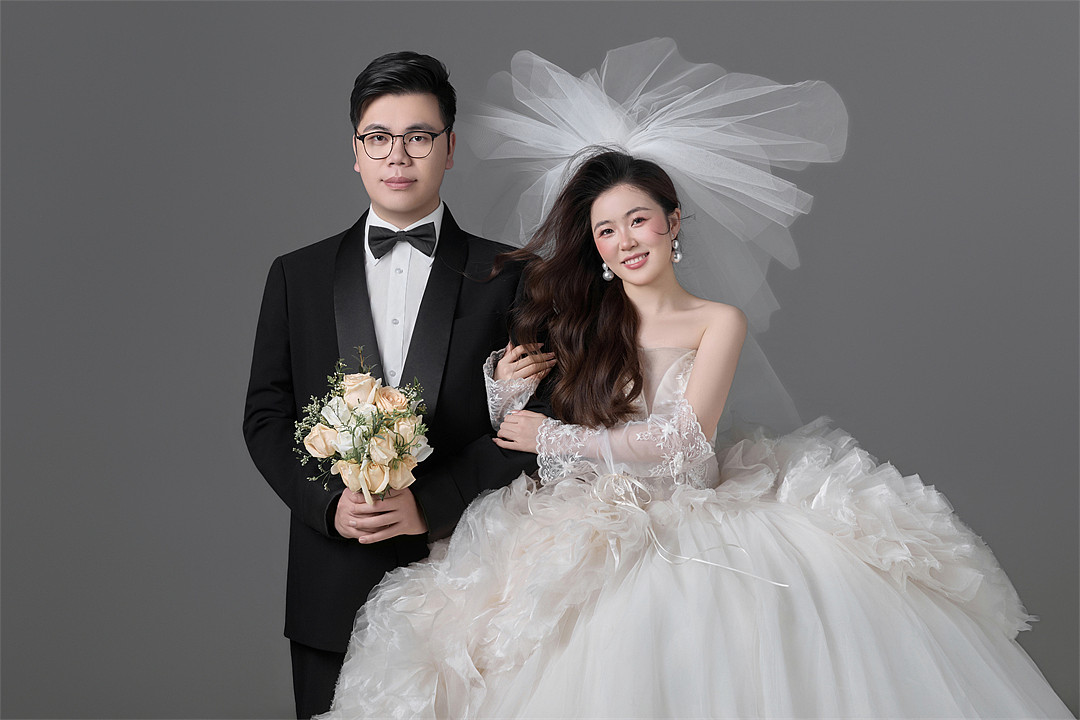 束先生&周小姐