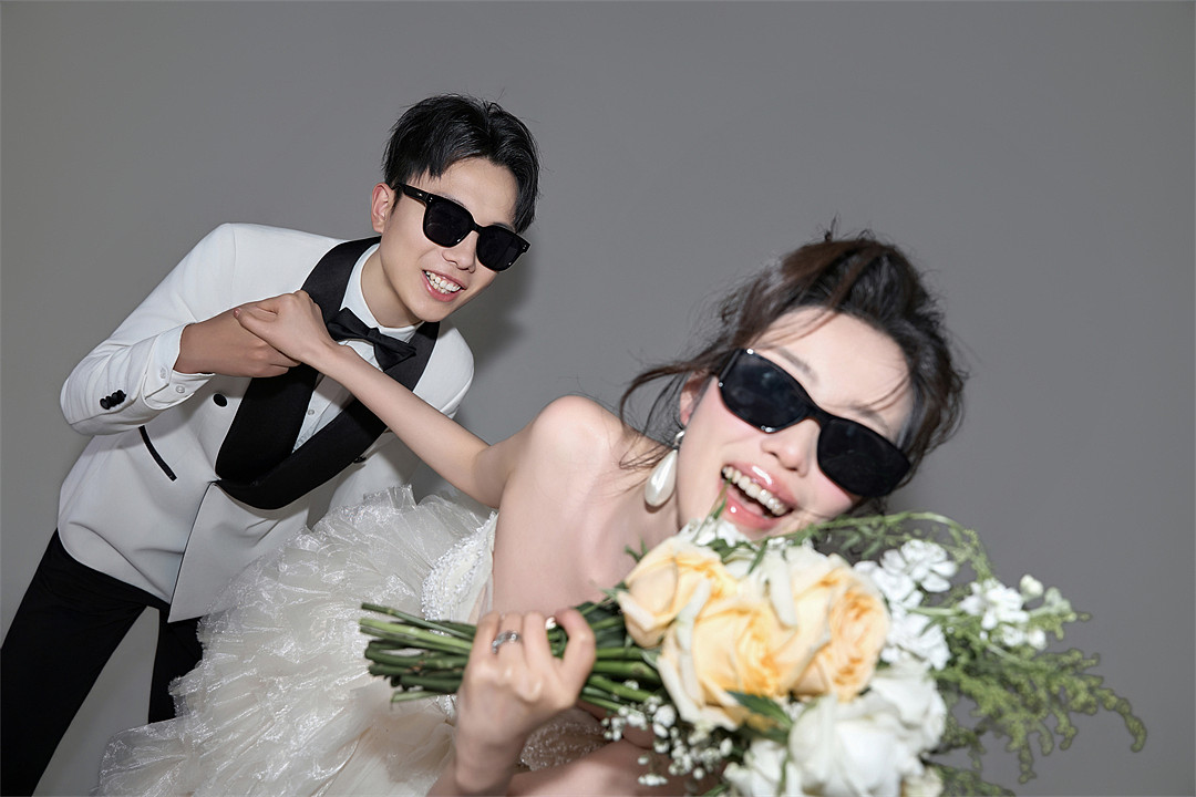 王先生&王小姐