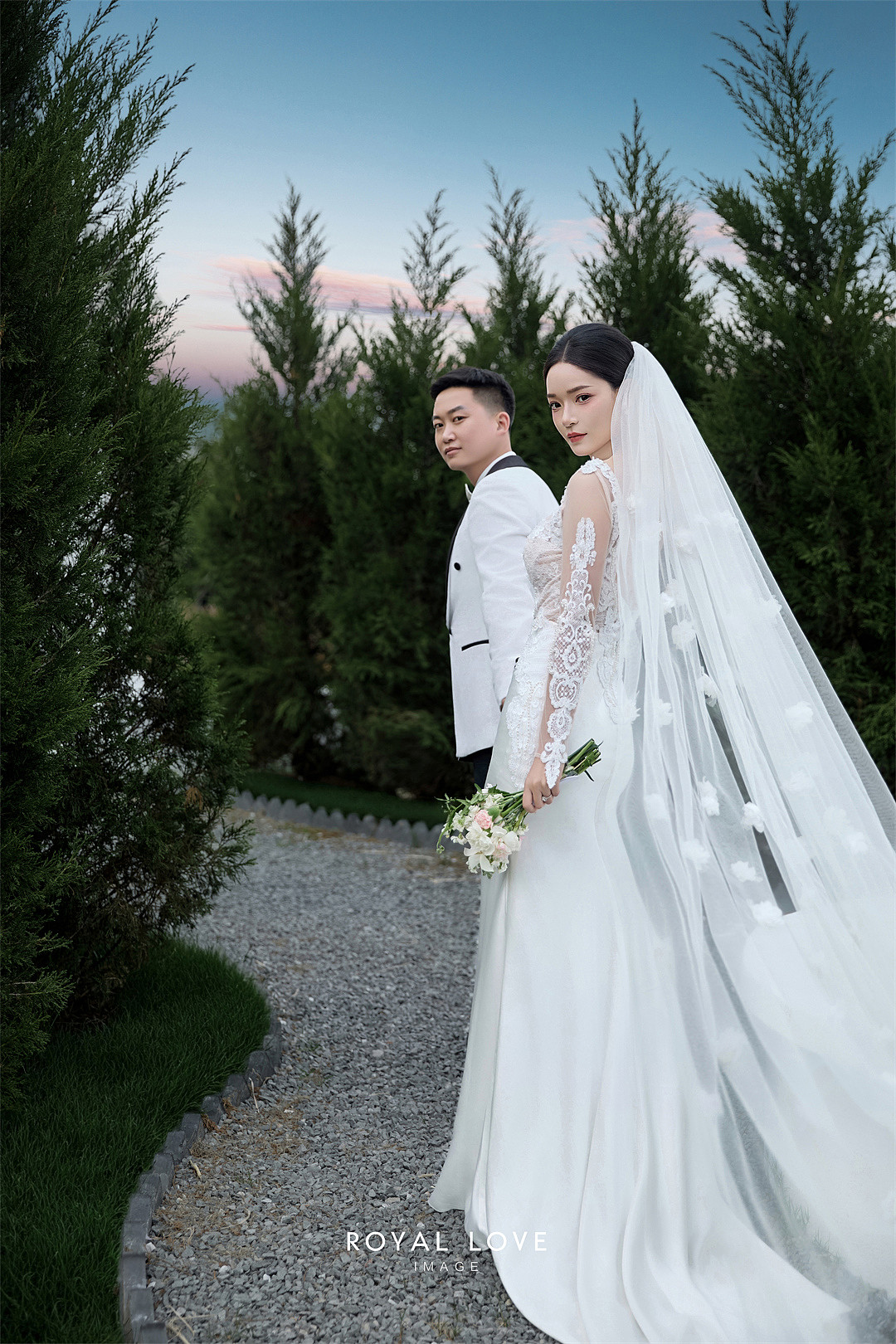 胡先生&李小姐