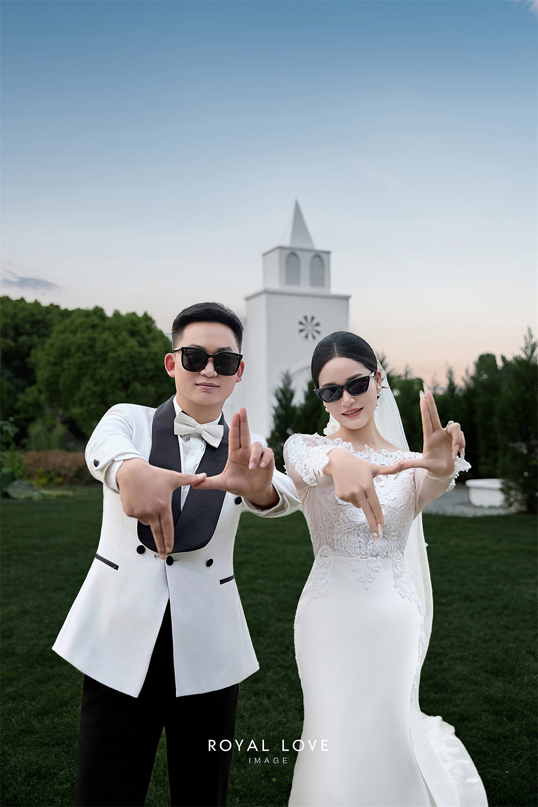 胡先生&李小姐