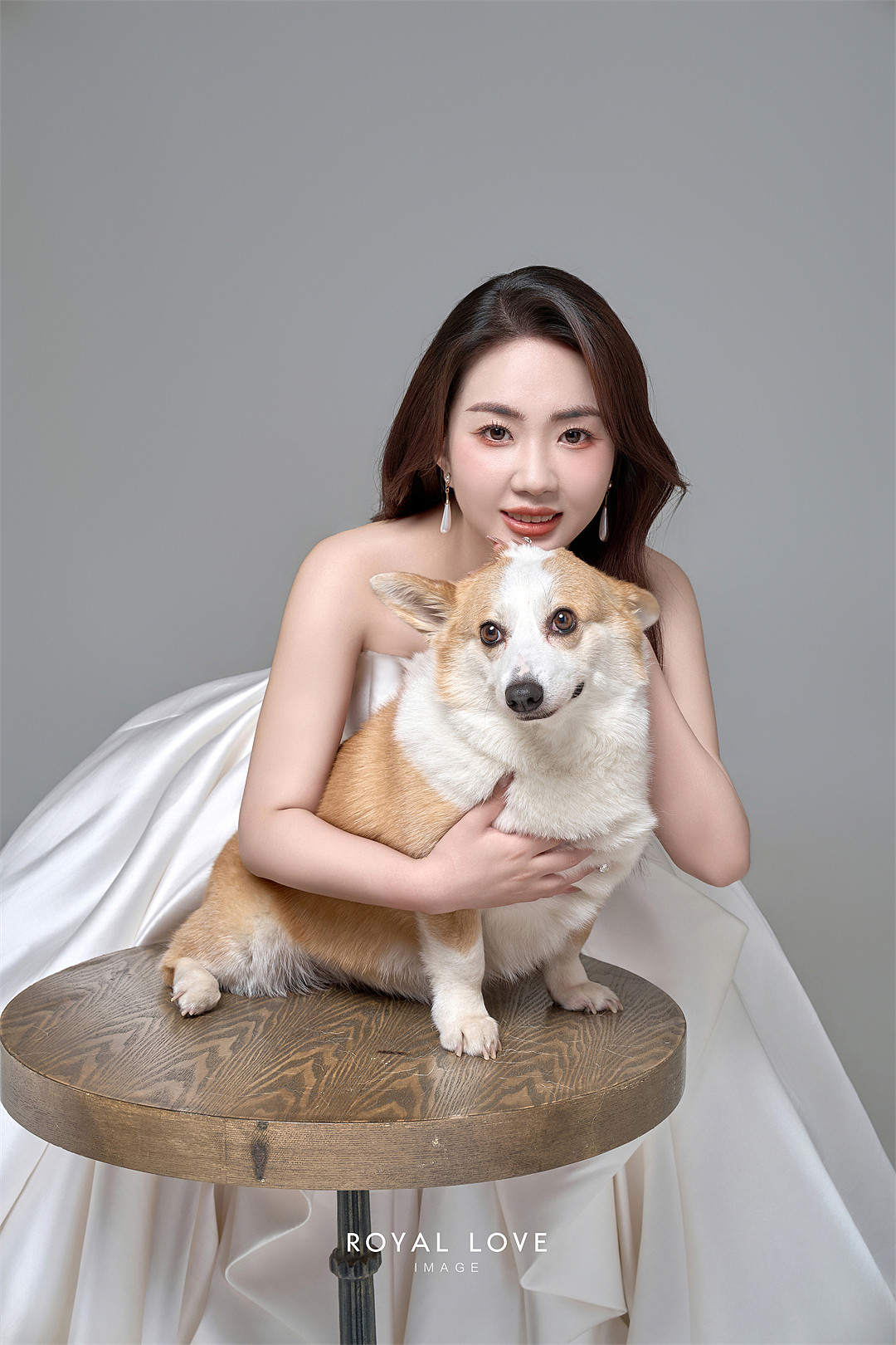 严先生&王小姐