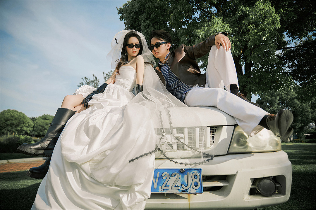 周先生&王小姐