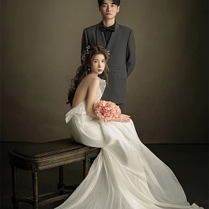 董先生&李小姐