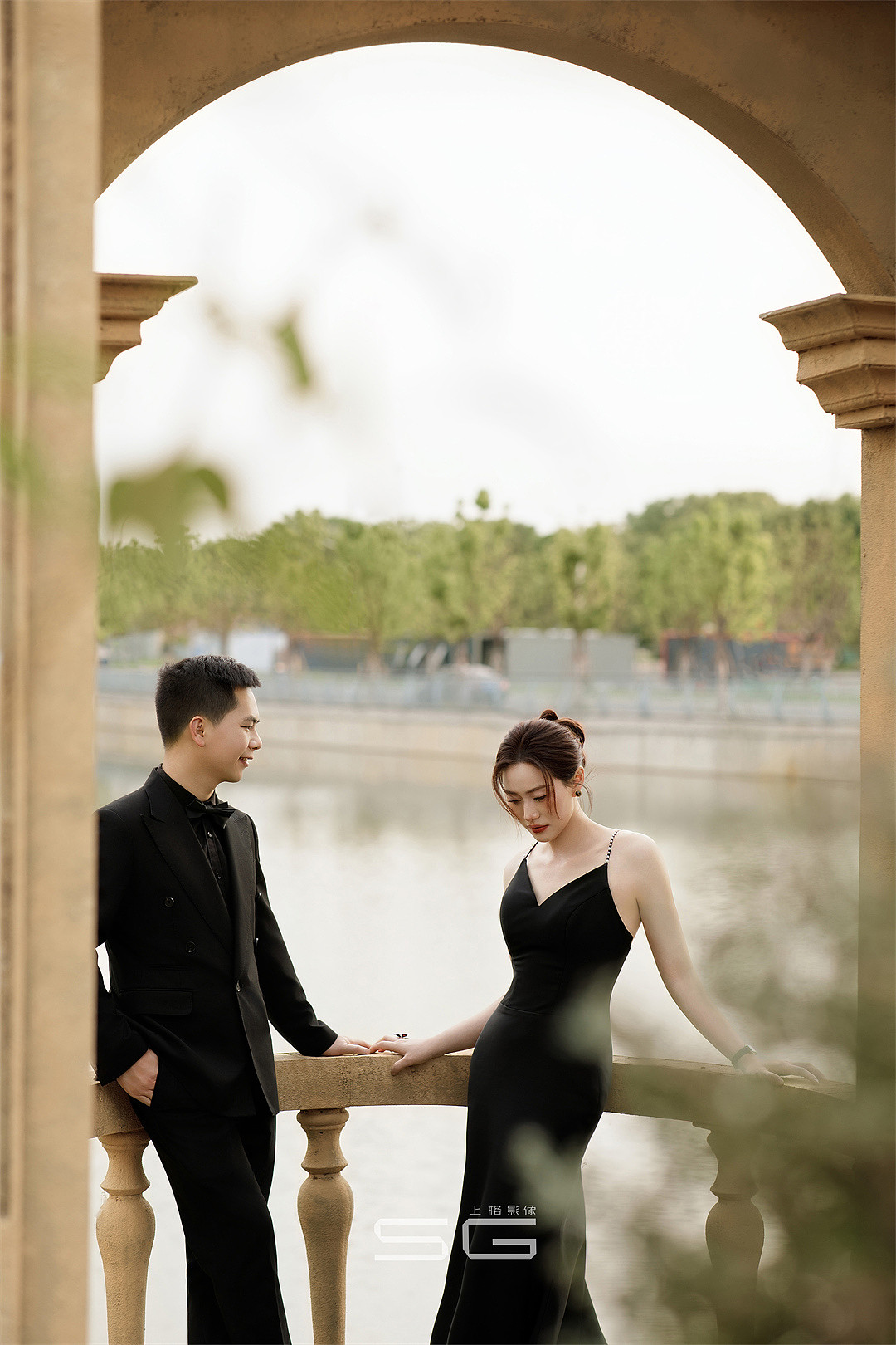 佘先生&刘小姐