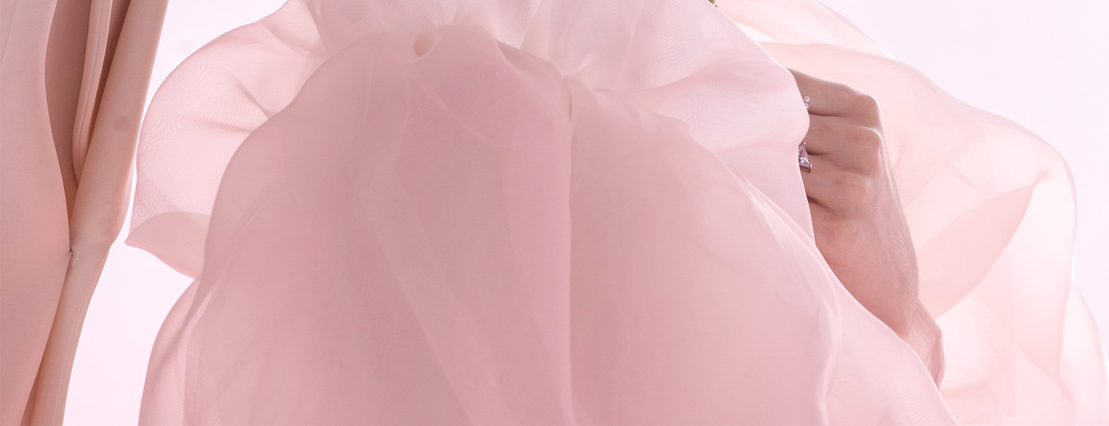 《拾梦系列》情绪流动于浪漫之间，挚爱惊喜于梦幻之镜