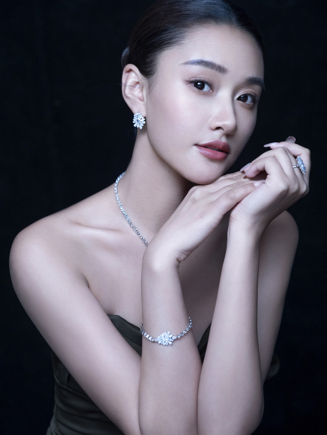 经典肖像（内景）