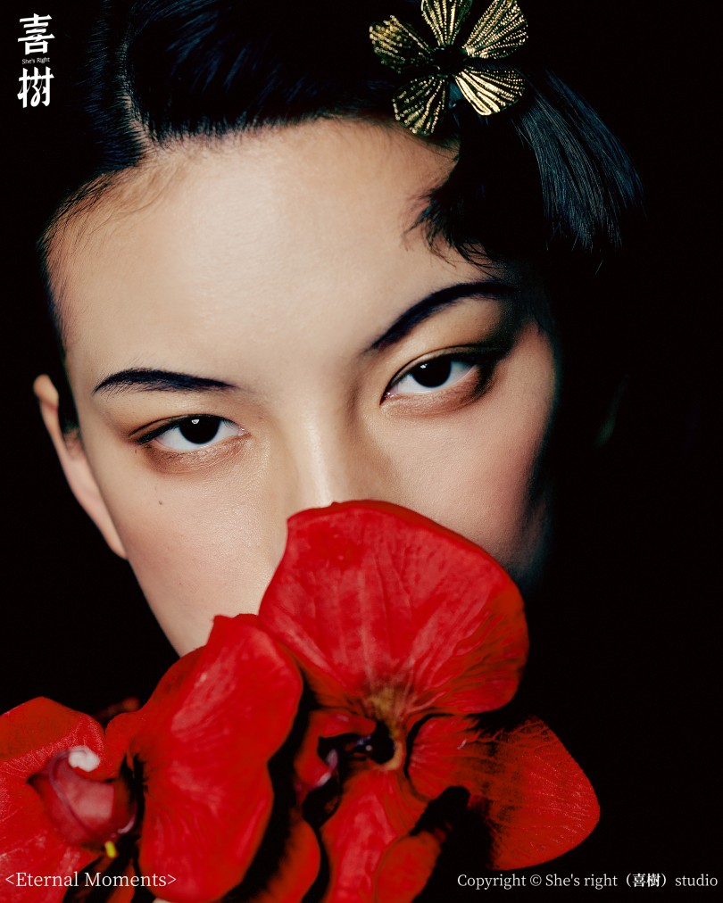 红色旗袍（室内）