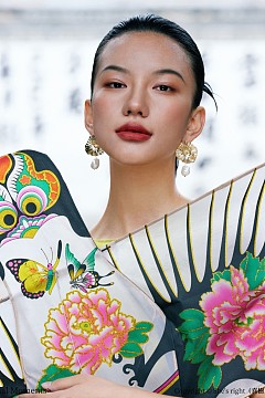 金色旗袍（外景）