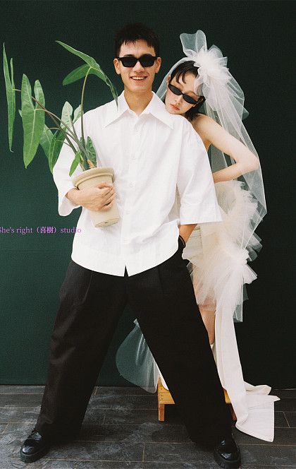 爱意像野草疯长