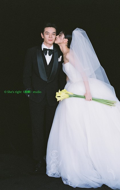 笑眼和吻 都被胶卷记录