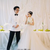 还有那些拥抱 亲吻 热烈 留白