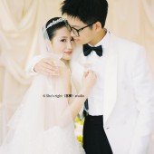 还有那些拥抱 亲吻 热烈 留白