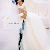 还有那些拥抱 亲吻 热烈 留白