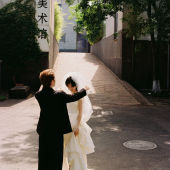 饱满  炽热